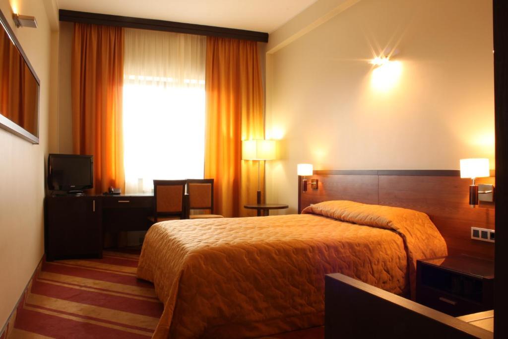 Hotel Westa Minsk Room photo
