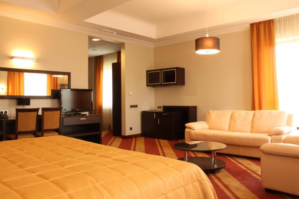 Hotel Westa Minsk Room photo